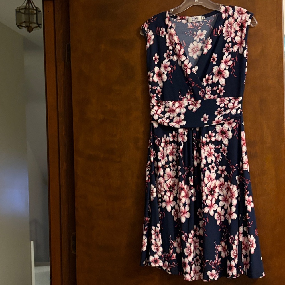Maternity dress with cherry blossom print - Picture 2 of 9